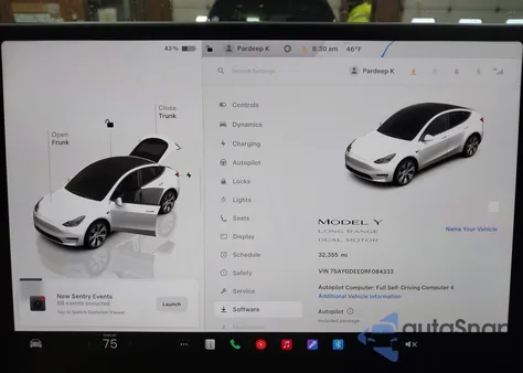 2024 Tesla Model Y Long Range Dual Motor All-Wheel Drive z USA, uszkodzony, nr VIN 7SAYGDEE0RF084333
